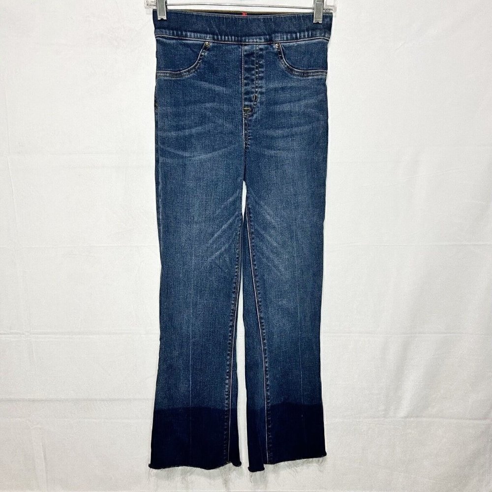 Spanx Cropped Flare Denim Jeans Raw Edge Hem Rise Sz XS (25x26) 20231R